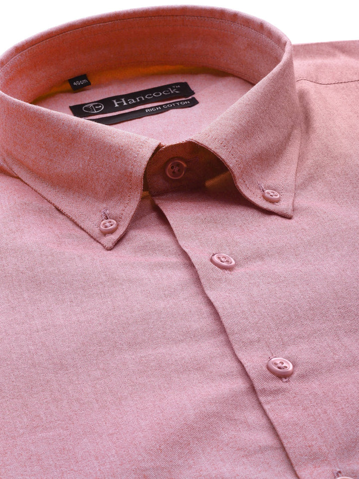 Men Pink Solid Chambray Button Down Collar Slim Fit Formal Shirt