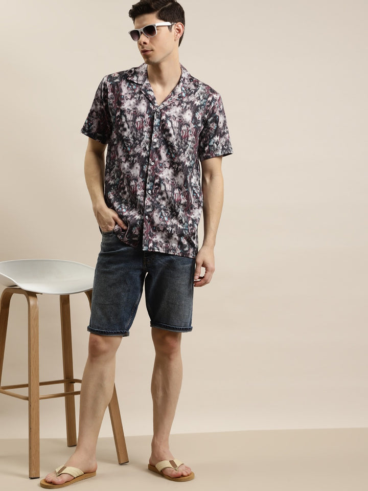 Men Grey Prints Viscose Rayon Relaxed Fit Casual Resort Shirt