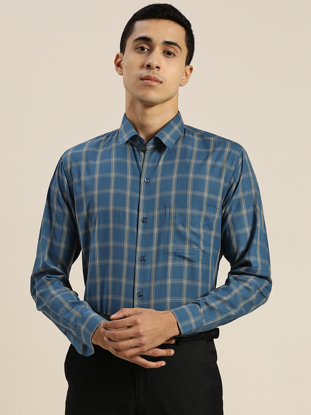 Men Blue Checks Pure Cotton Slim Fit Formal Shirt