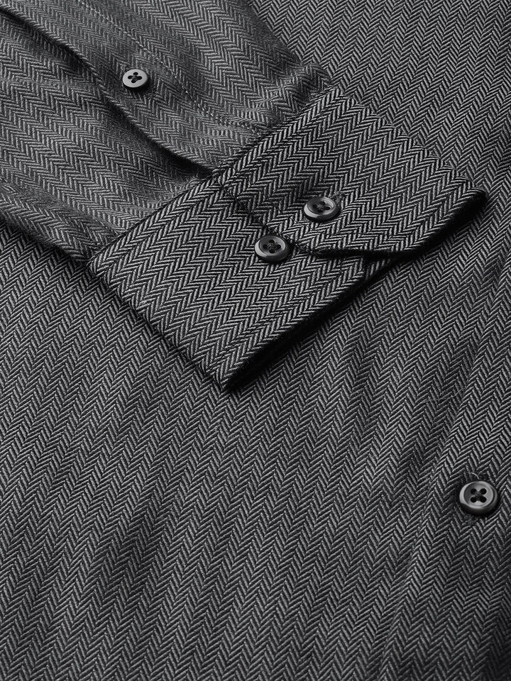 Men Dark Grey Solids Pure Cotton Slim Fit Formal Shirt