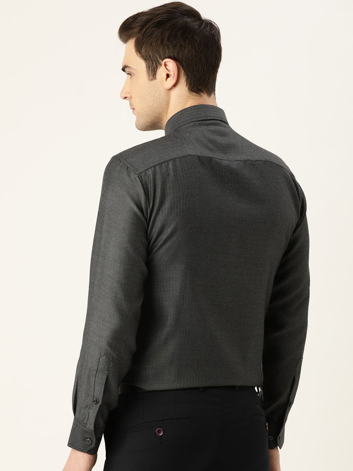 Men Dark Grey Solids Pure Cotton Slim Fit Formal Shirt