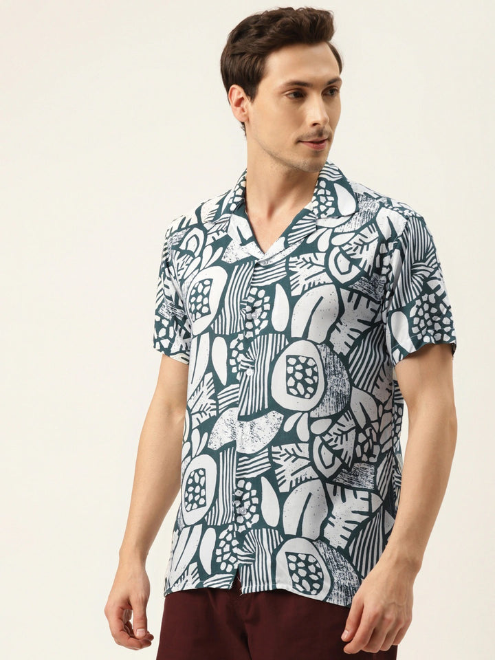 Men Green & White Printed Viscose Rayon Relaxed Fit Casual Resort Shirt