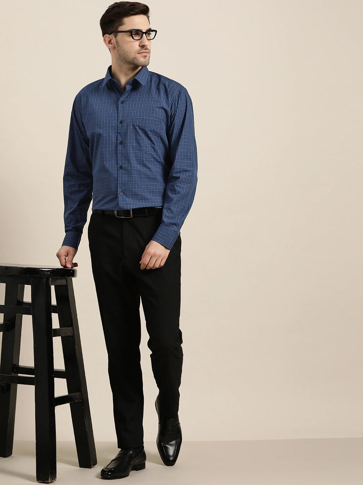 Men Navy Checks Pure Cotton Slim Fit Formal Shirt
