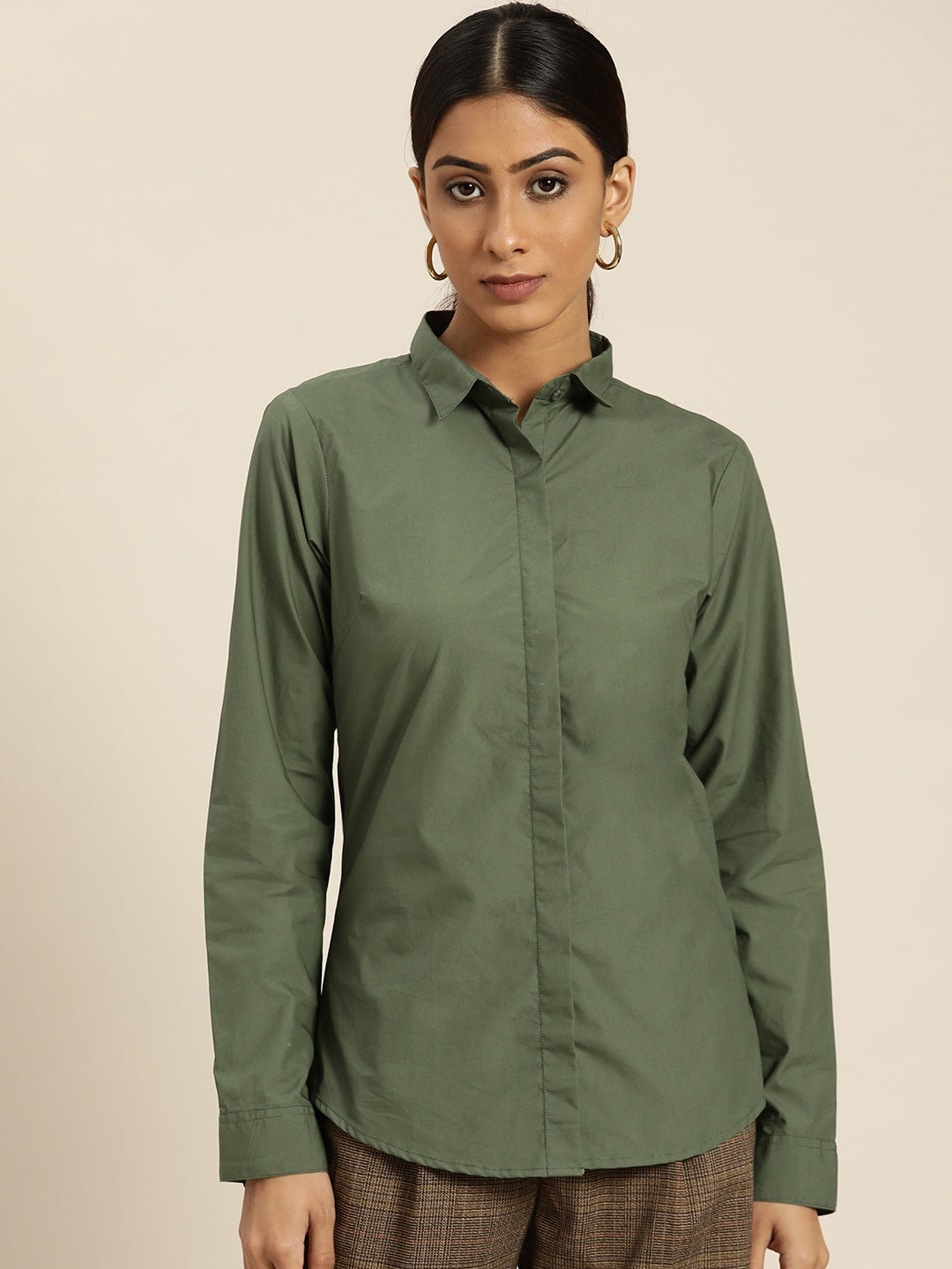 Women Green Solids Pure Cotton Slim Fit Formal Shirt