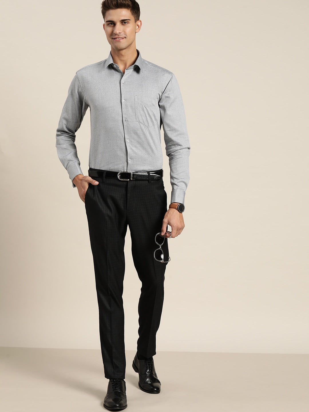 Men Grey Solids Pure Cotton Slim Fit Formal Shirt