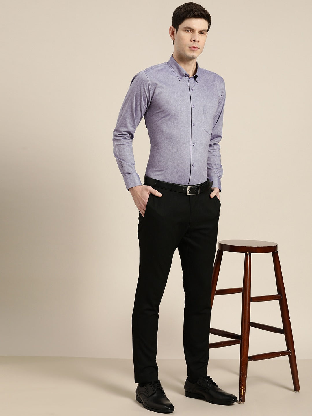 Men Navy Solid Chambray Button Down Collar Slim Fit Formal Shirt