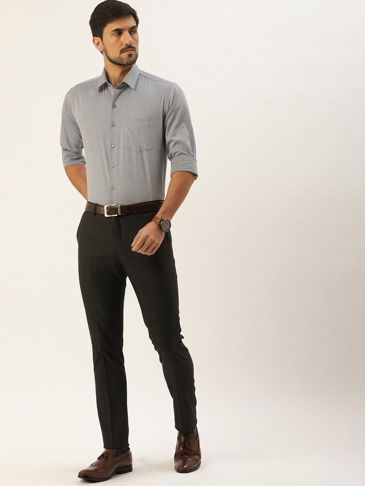 Men Grey Solids Pure Cotton Slim Fit Formal Shirt