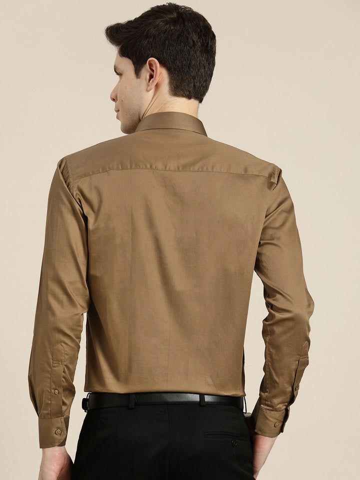 Men Brown Solid Pure Cotton Satin Slim Fit Formal Shirtt