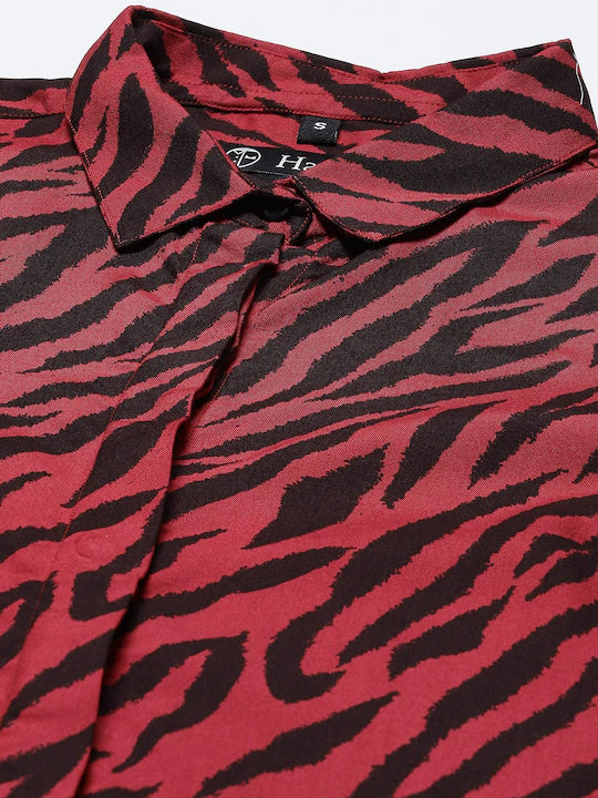 Women Black & Red Printed Viscose Rayon Slim Fit Formal Shirt