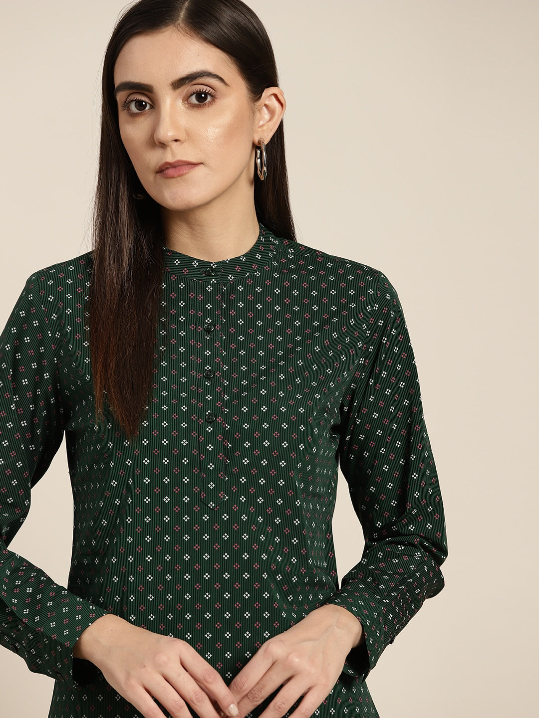 Women Green & Black Printed Pure Cotton Slim Fit Formal Top