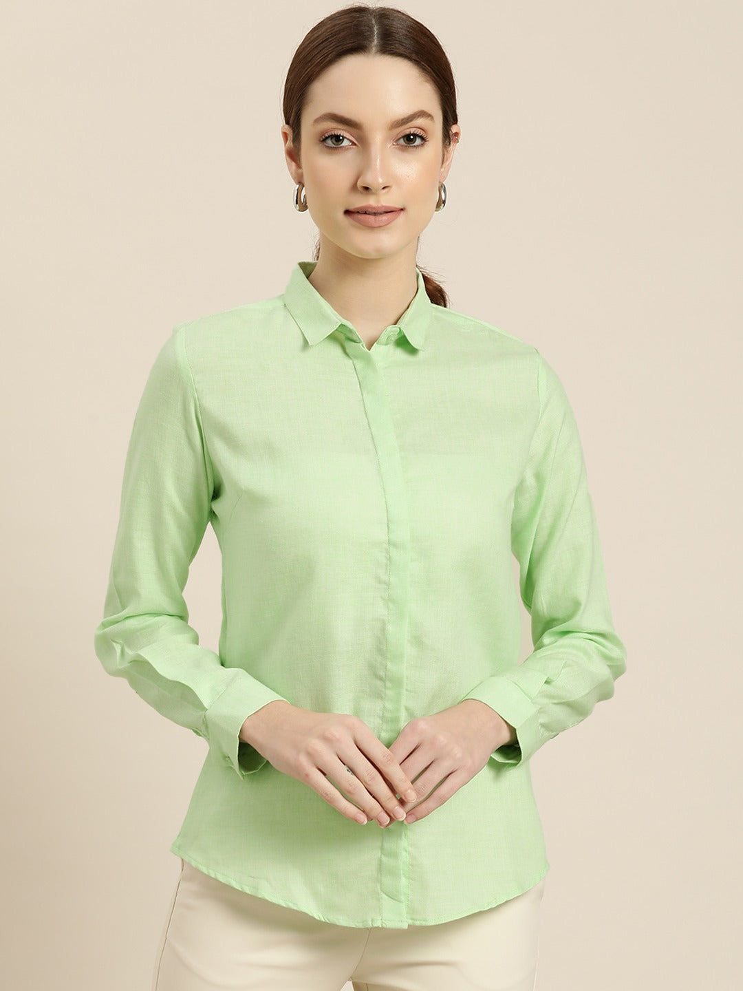Women Green Solids Pure Cotton Slim Fit Formal Shirt