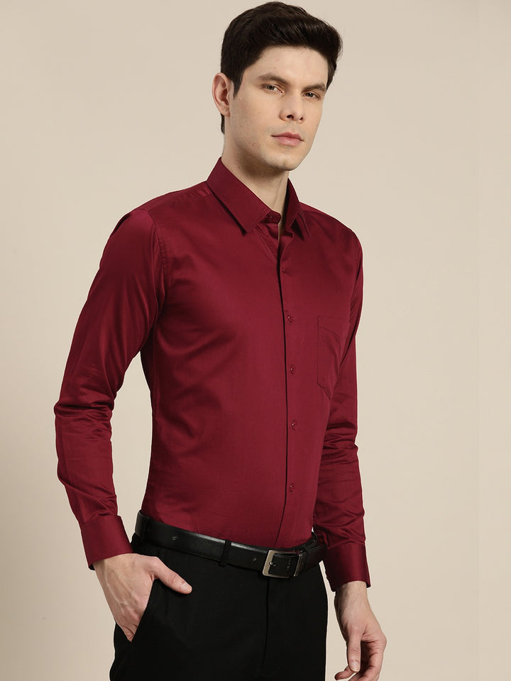 Men Maroon Solid Pure Cotton Satin Slim Fit Formal Shirt