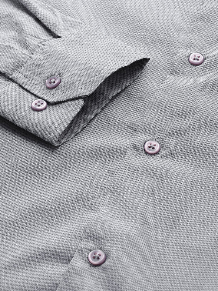 Men Grey Solids Pure Cotton Slim Fit Formal Shirt