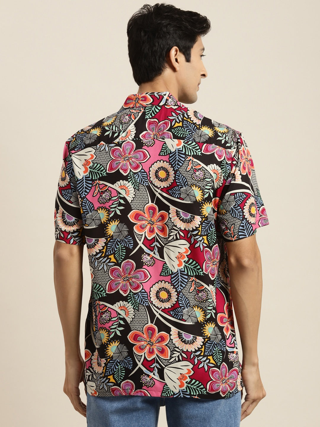 Men Black & Magenta Printed Viscose Rayon Relaxed Fit Casual Resort Shirt