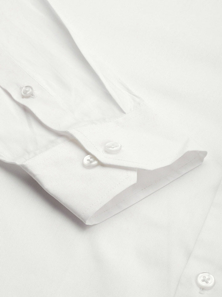 Men White Solids Pure Cotton Slim Fit Formal Shirt