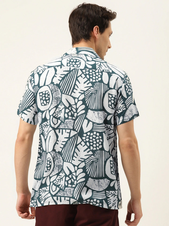 Men Green & White Printed Viscose Rayon Relaxed Fit Casual Resort Shirt