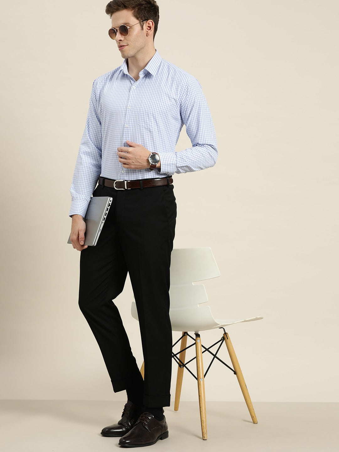 Men White-Blue Checks Cotton Rich Slim Fit Formal Shirt