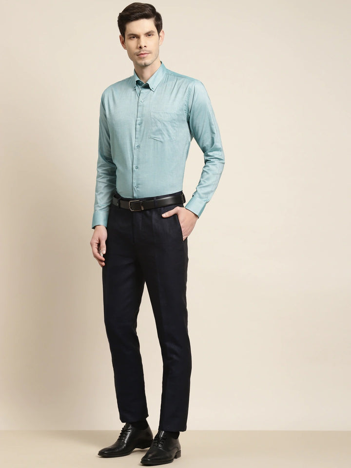 Men Green Solid Pure Cotton Slim Fit Formal Shirt