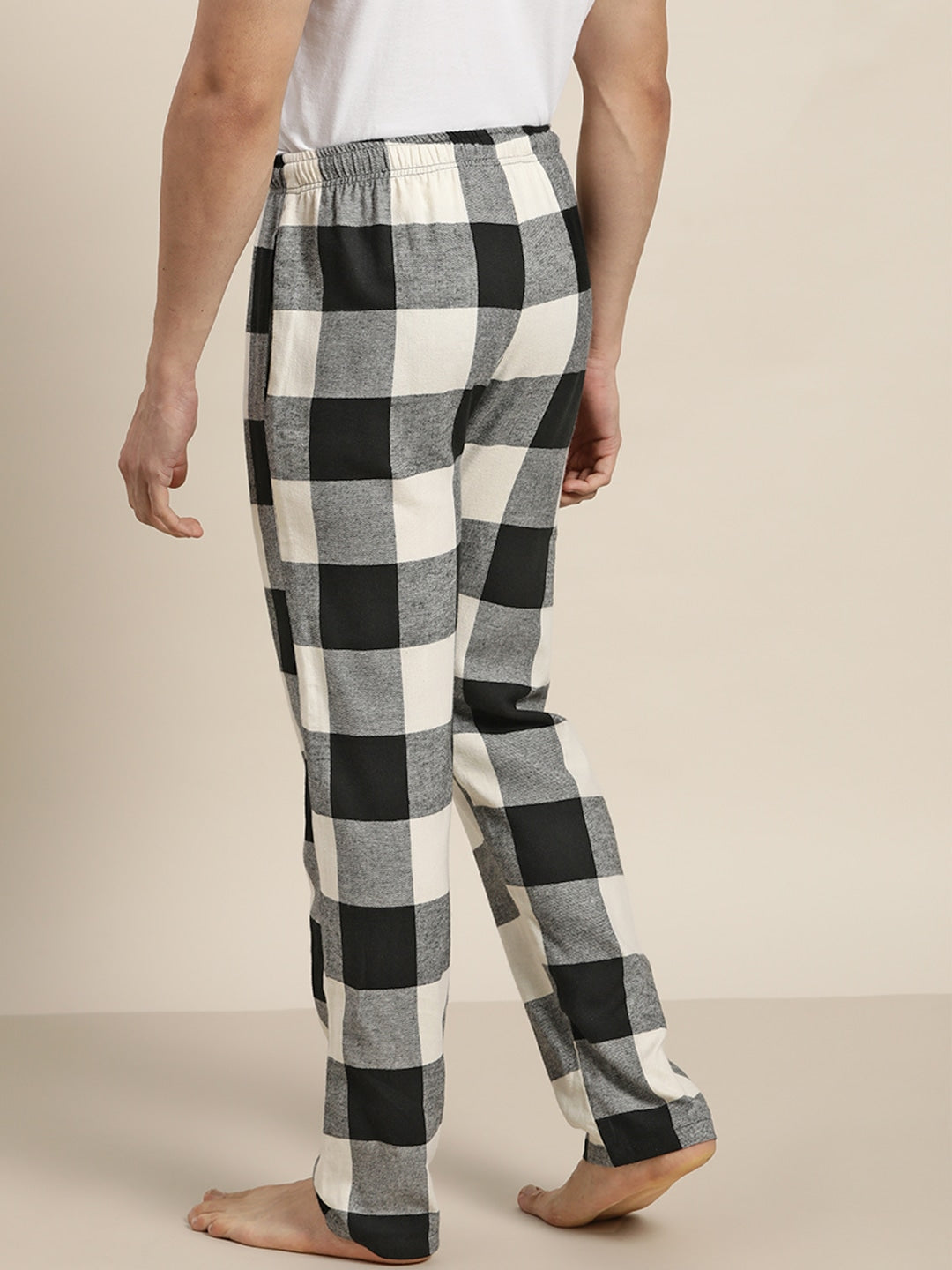 Men Grey & Black Buffalo Checked Cotton Relaxed Fit Casual Lounge Pant