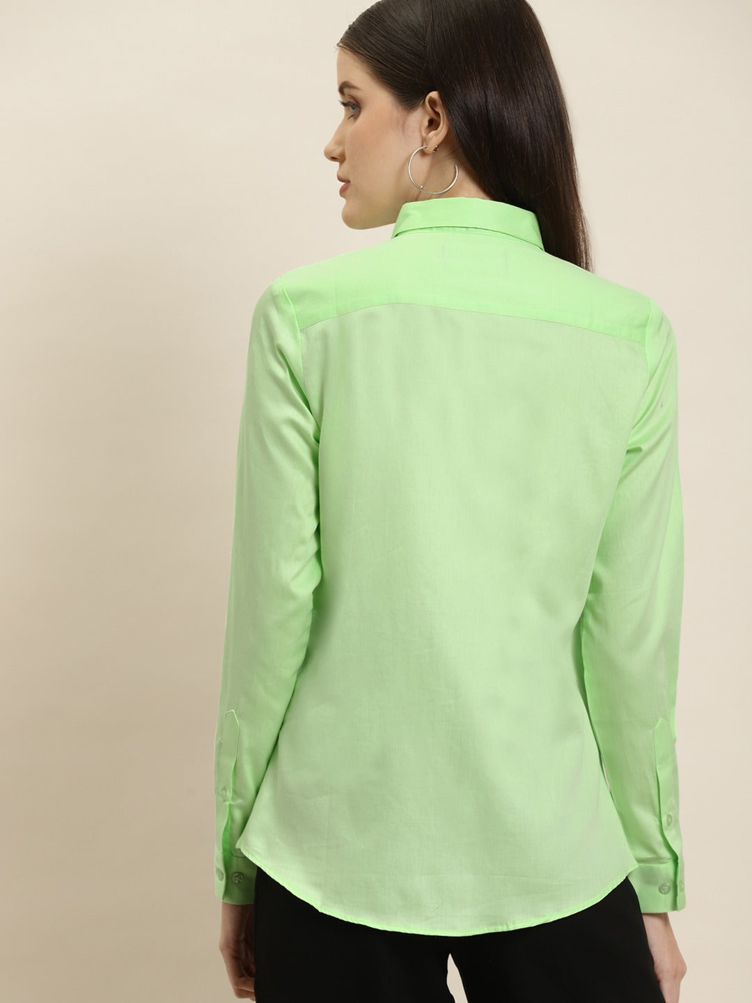 Women Green Solid Pure Cotton Satin Slim Fit Formal Shirt
