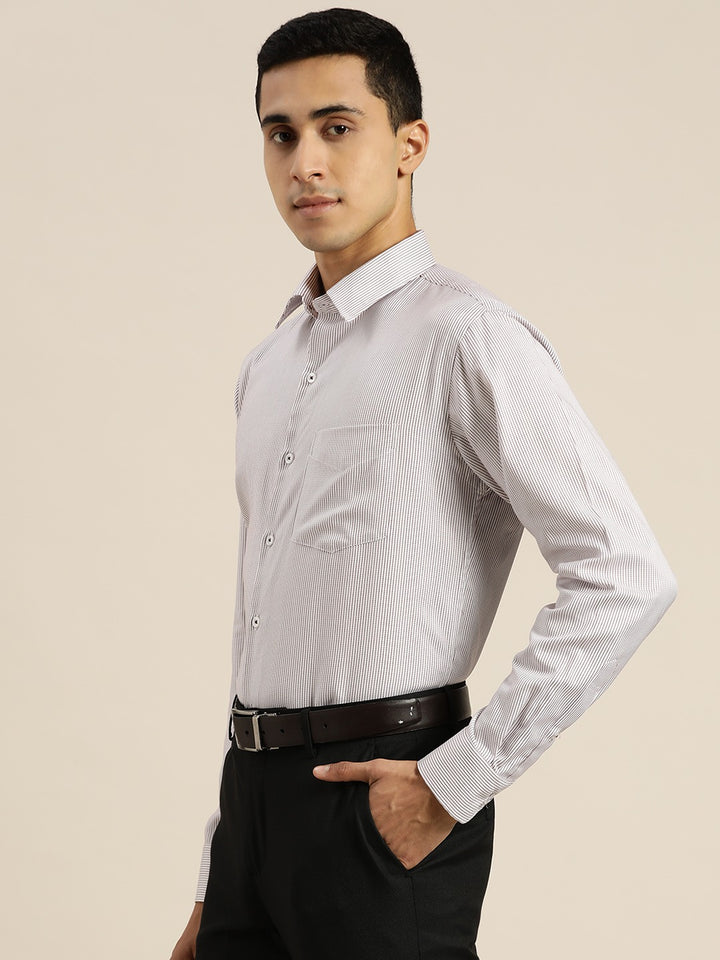 Men White & Maroon Solid Self Design Dobbys Pure Cotton Slim Fit Formal Shirt