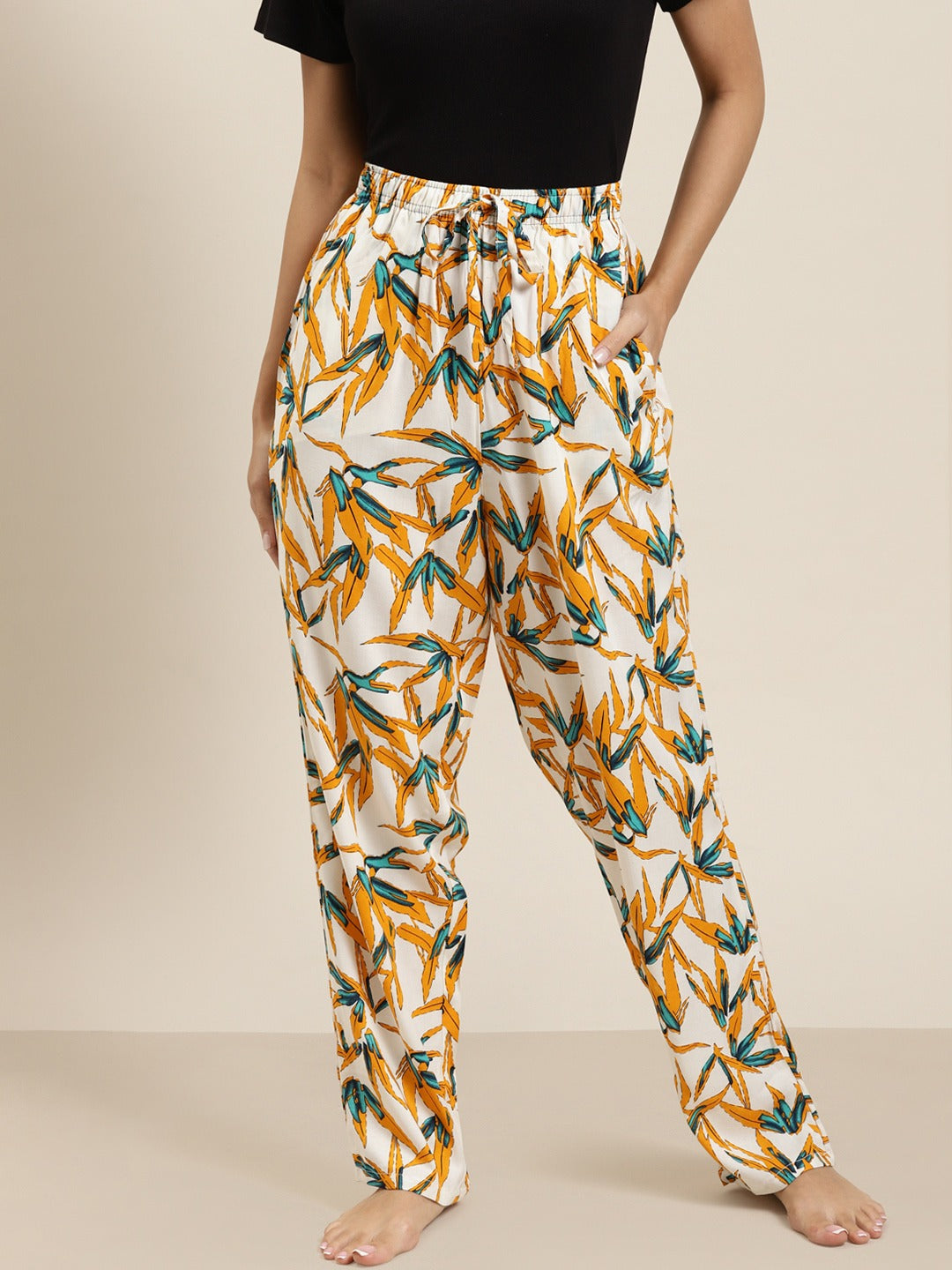 Women White-Yellow Prints Viscose Rayon Relaxed Fit Casual Lounge Pant