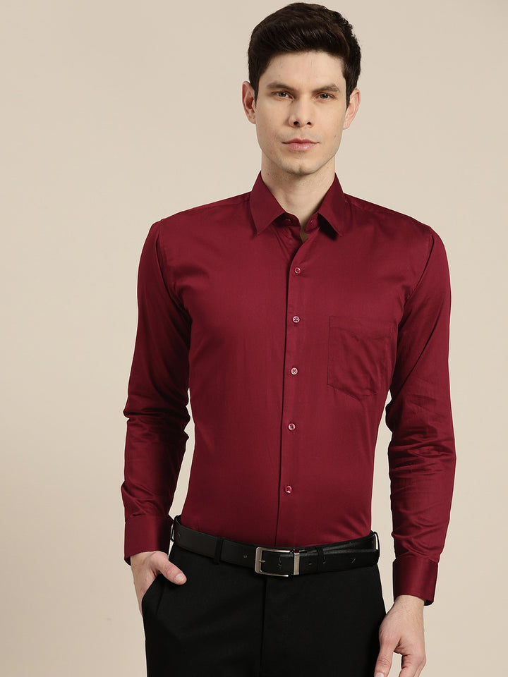 Men Maroon Solid Pure Cotton Satin Slim Fit Formal Shirt